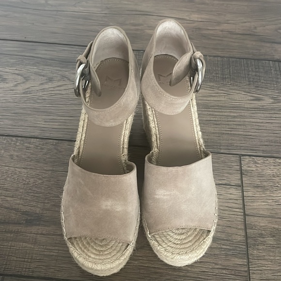 Marc Fisher Lalida Platform Wedge Espadrilles Grey/Taupe Suede Sandals Size 9 - Picture 2 of 7